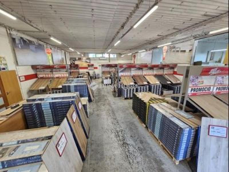 Eladó egyéb ipari ingatlan Pécs