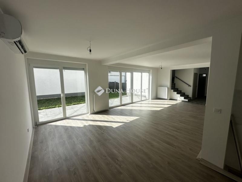 Eladó lakás Pellérd