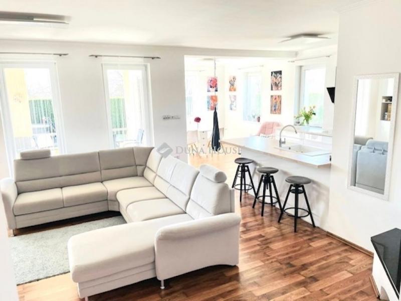 Eladó családi ház Pécs