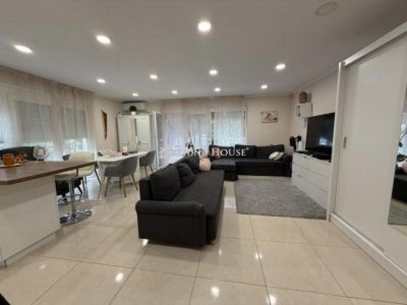 Eladó ikerház Pécs